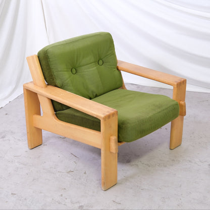 Esko Pajamies Bonanza Armchair – Green Velvet, Asko