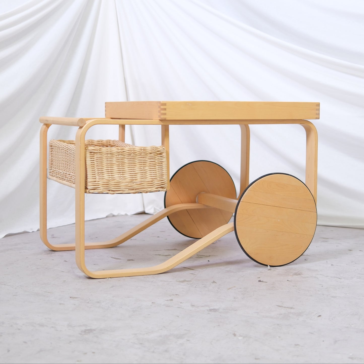 Artek 900 Tea Trolley - Special Edition Blue Tiles, 2006