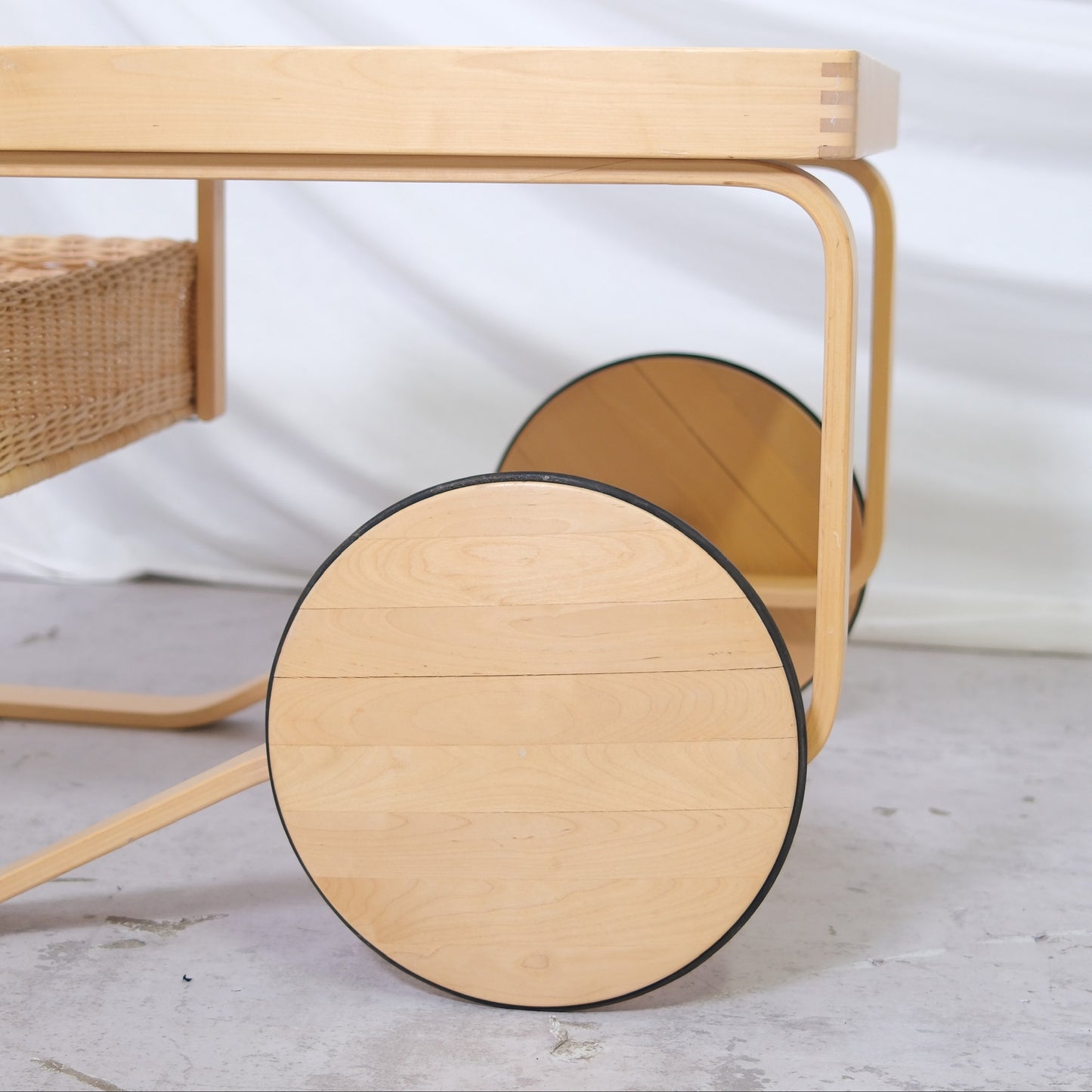 Artek 900 Tea Trolley - Special Edition Blue Tiles, 2006