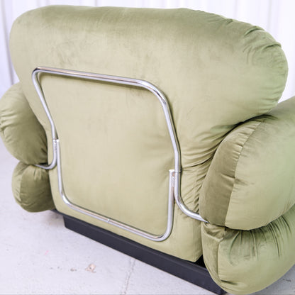 Isku Hannibal Armchair in Olive Green by Kurt Hvitsjö