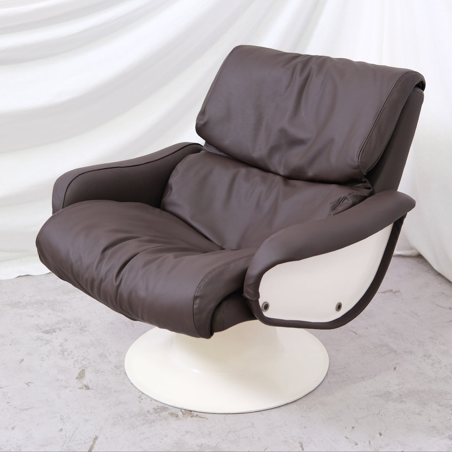 Yrjö Kukkapuro Saturnus Lounge Chair with Ottoman - Brown Leather