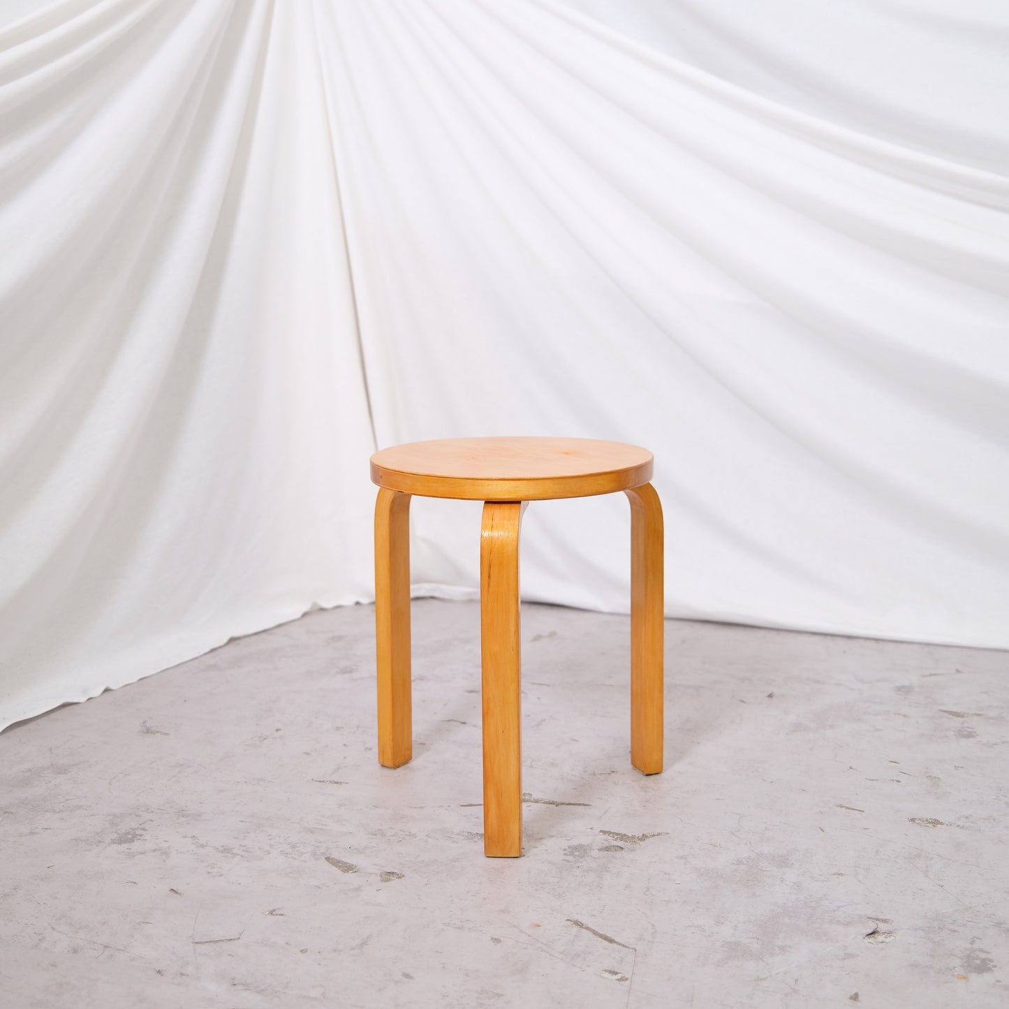 Alvar Aalto Artek 60 Stool – 3-legged, 1950s