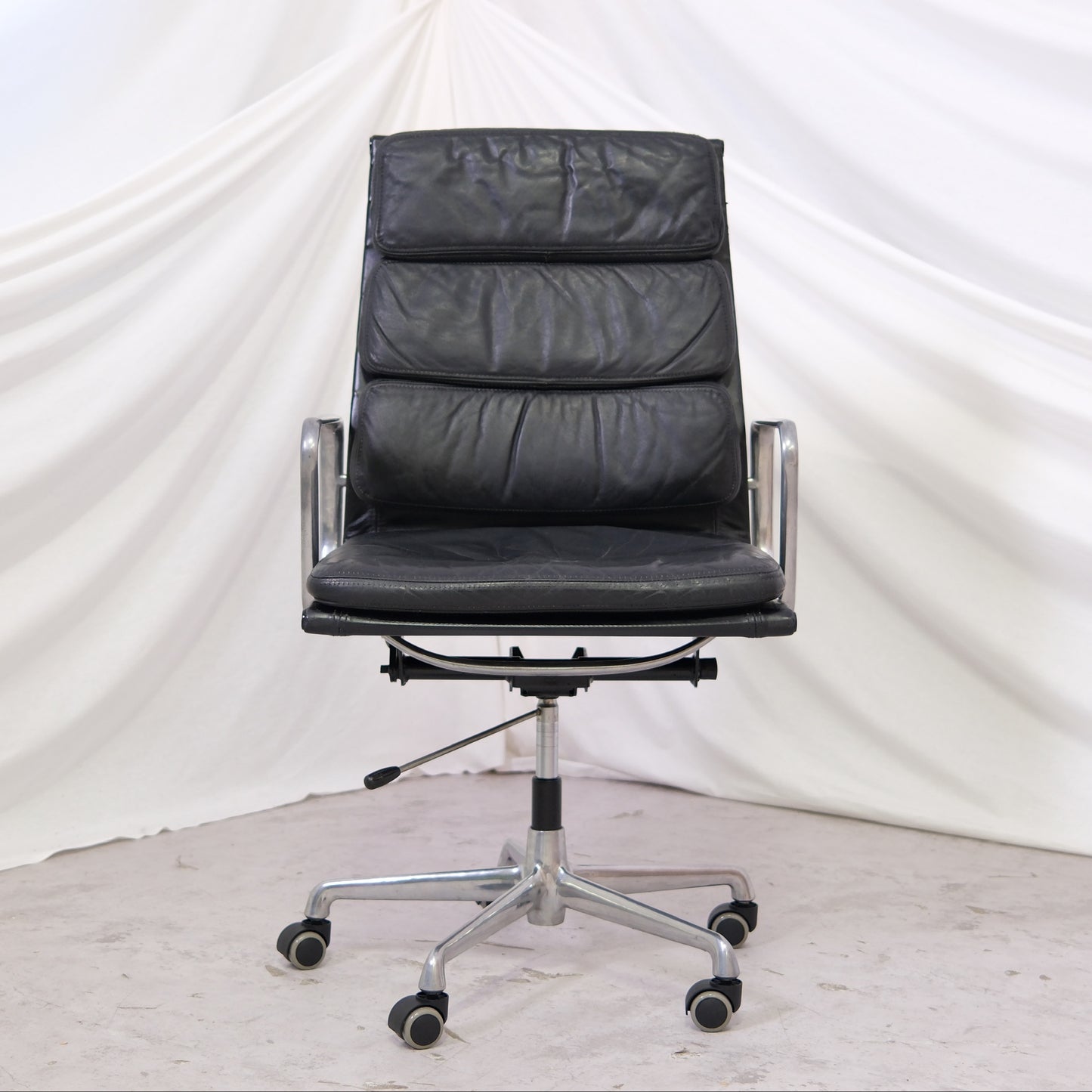 Vitra Charles & Ray Eames EA 219 Office Chair - Herman Miller