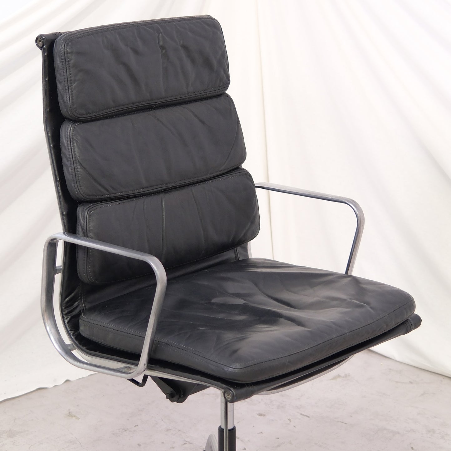 Vitra Charles & Ray Eames EA 219 Office Chair - Herman Miller