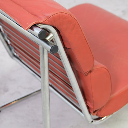 Yrjö Kukkapuro Remmi Lounge Chair