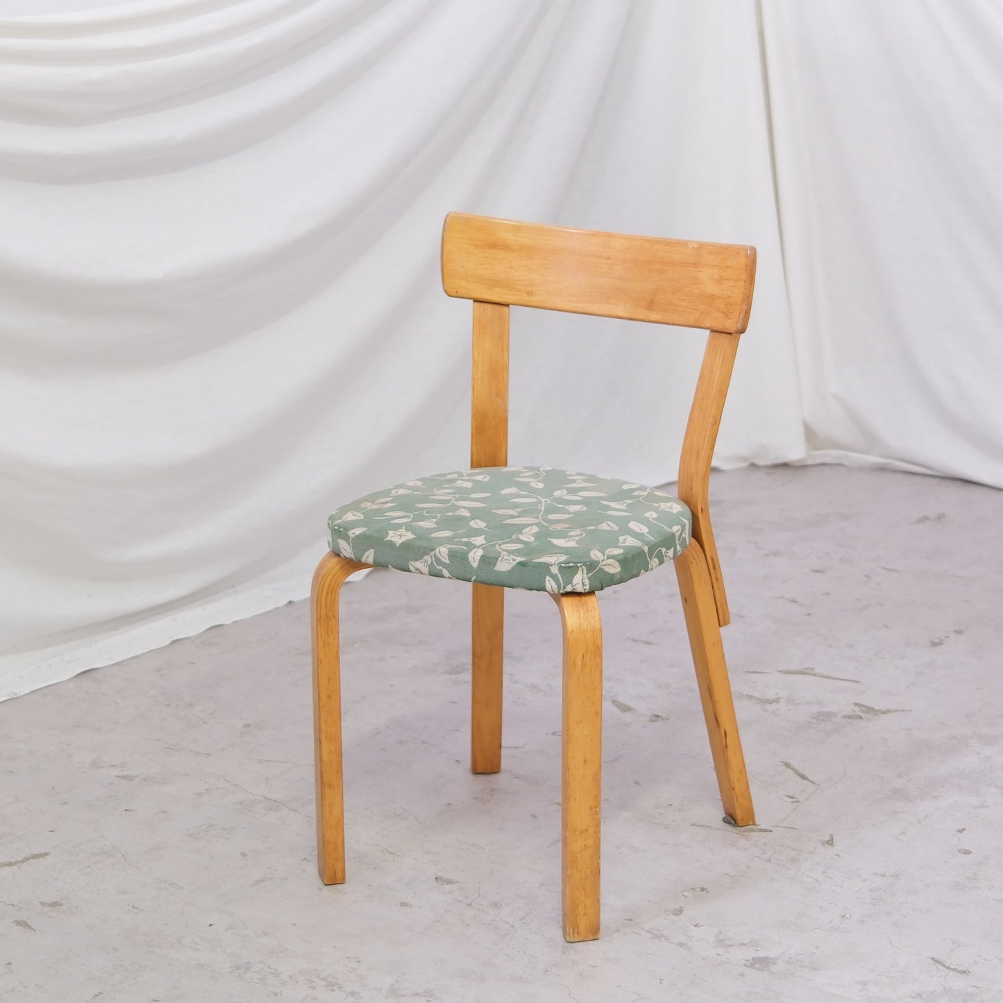 Artek 69 Chairs, 1930s, Upholstered