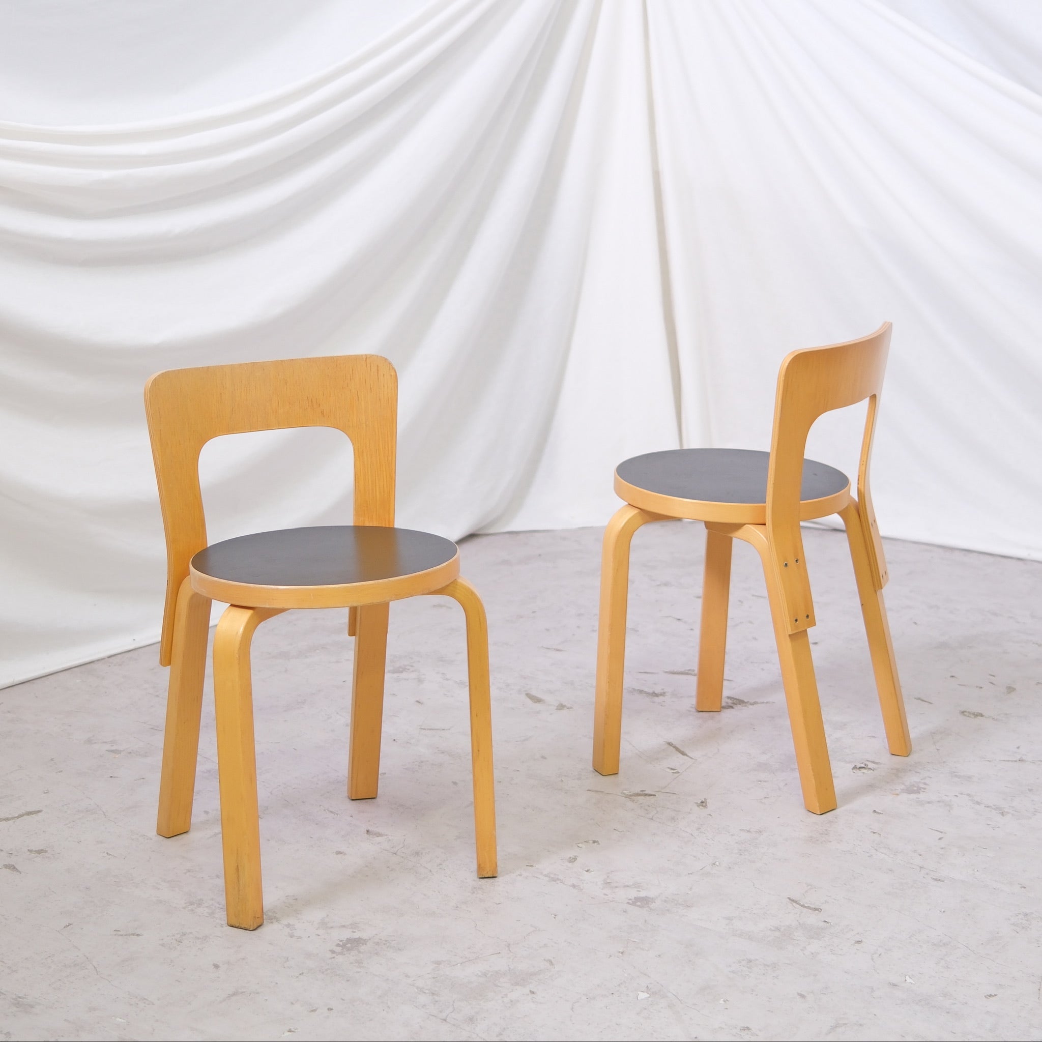 Artek 65 Chairs by Alvar Aalto - Black Linoleum – Pino Interiors