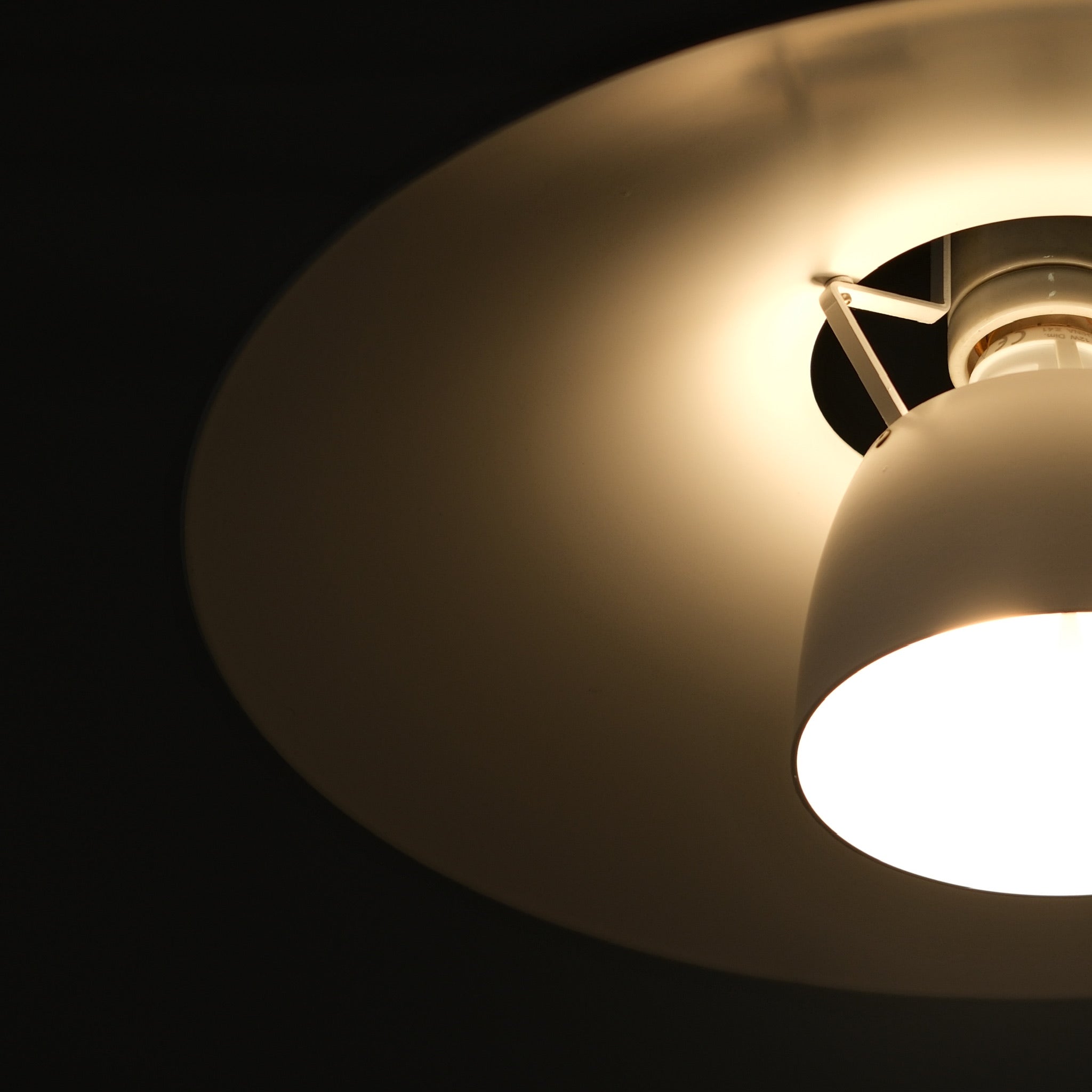 hhstyle 日吉坂事務所 Light Village（ライトビレッジ） JL340 Hanging Lamp by Juha Leiviskä for Valaisinpaja – Pino Interiors