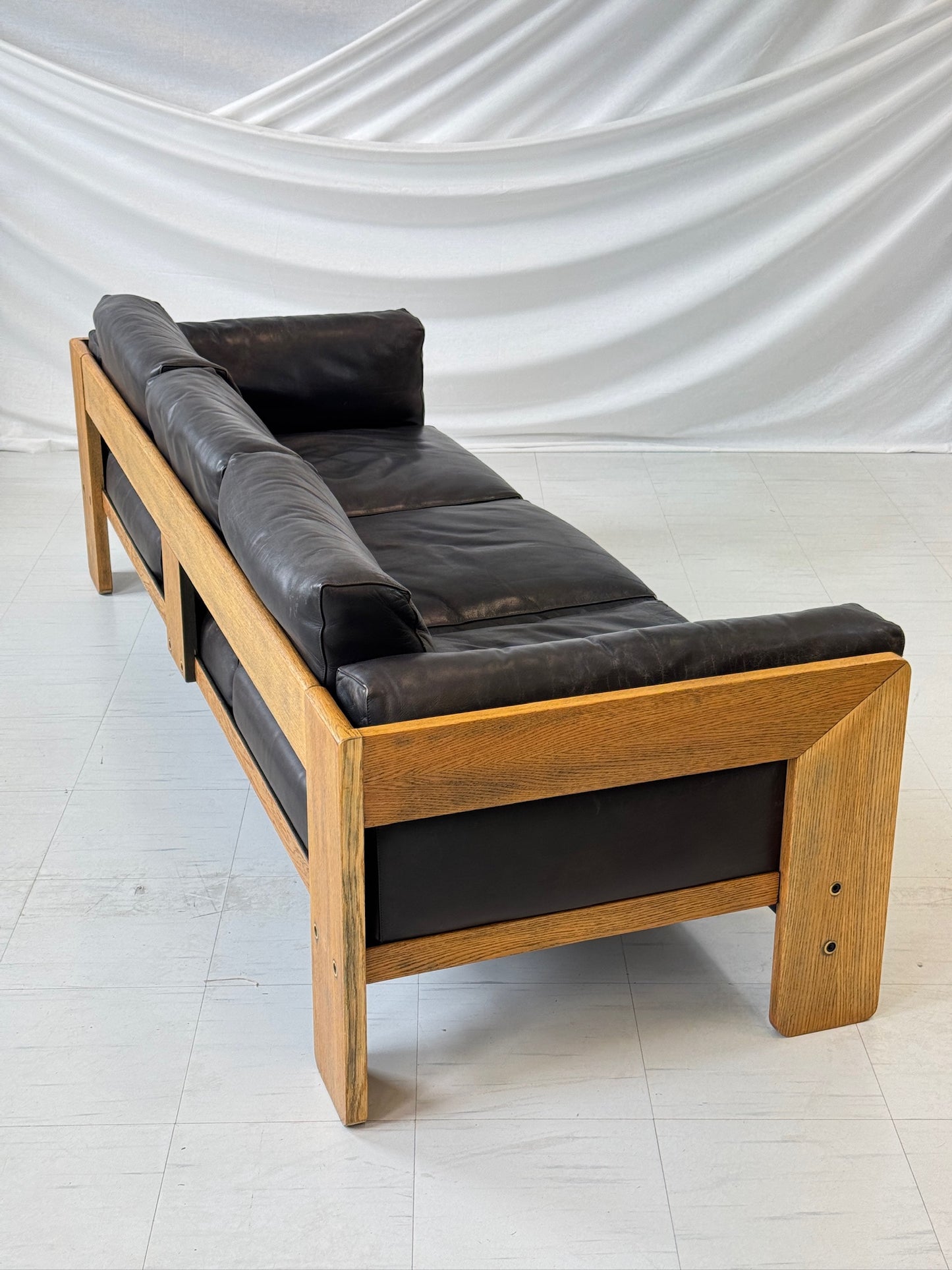 Haimi를위한 Tobia Scarpa Bastiano 소파