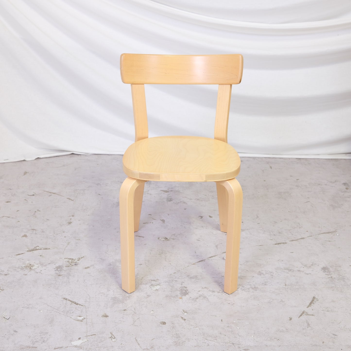 Artek Alvar Aalto 69 Chairs in Birch