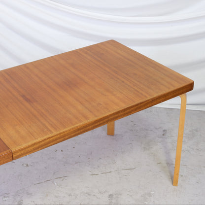 Aino Aalto Model 95 A Dining Table in Mahogany