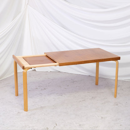 Aino Aalto Model 95 A Dining Table in Mahogany