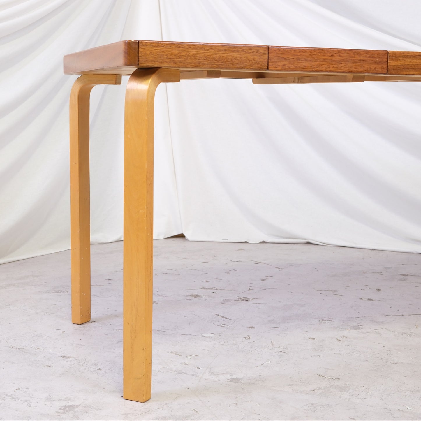 Aino Aalto Model 95 A Dining Table in Mahogany