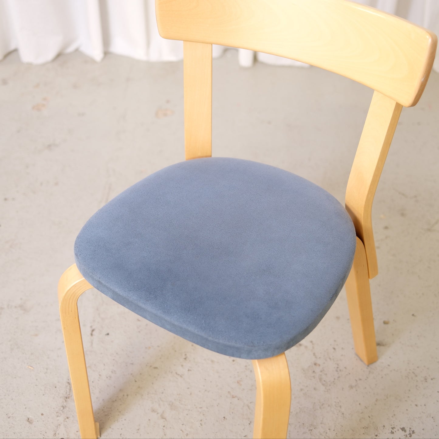 Artek Chair 69 with Blue Alcantara Upholstery by Alvar Aalto