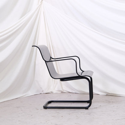 Alvar Aalto Artek Chair 26 - Black