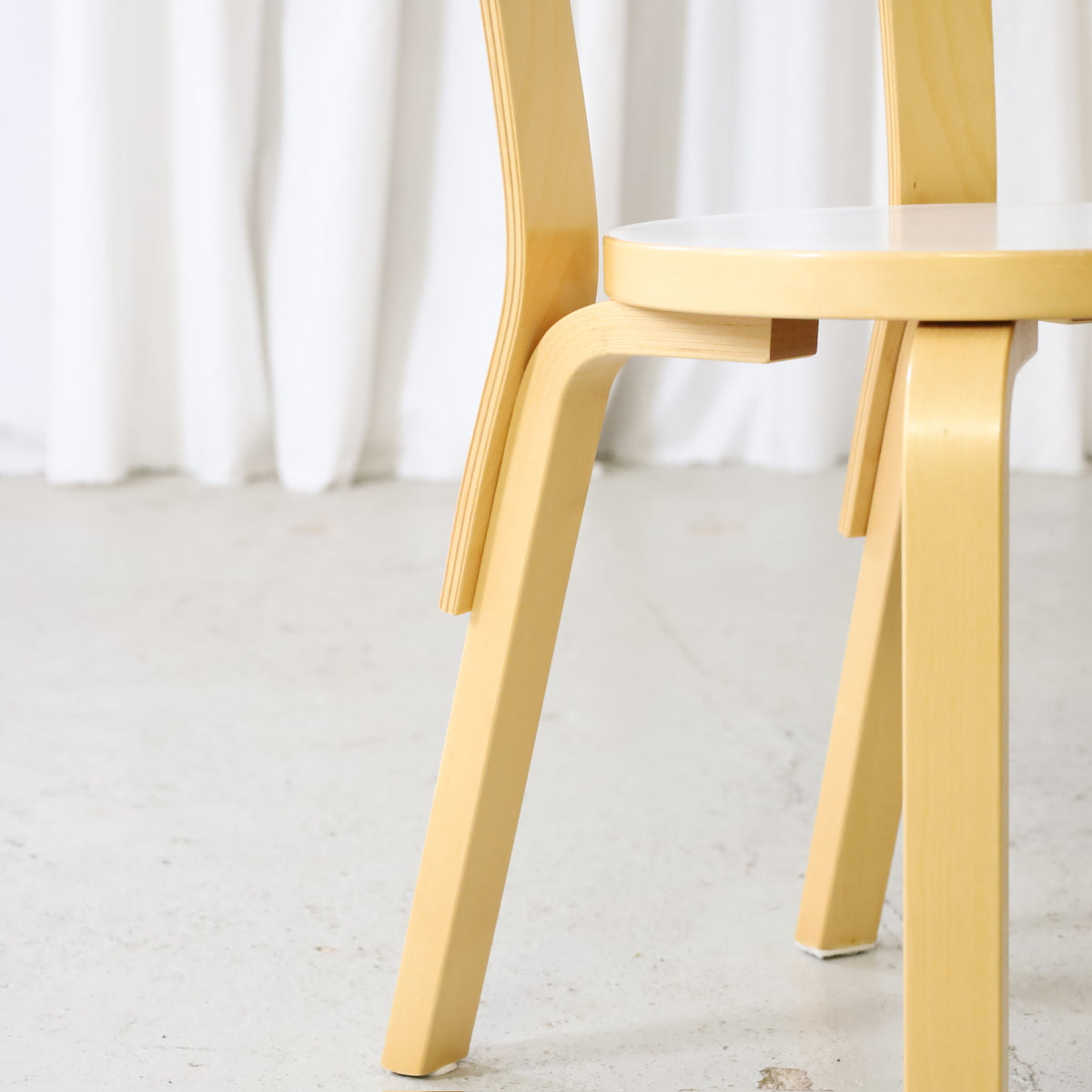 Artek Chair 66 bent birch leg and seat detail