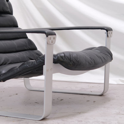 Ilmari Lappalainen Pulkka armchair with ottoman in Black Leather - Asko 1970s