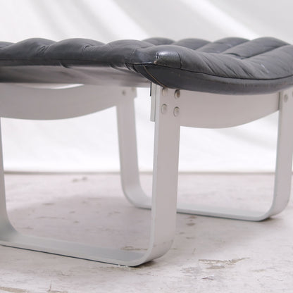 Ilmari Lappalainen Pulkka armchair with ottoman in Black Leather - Asko 1970s