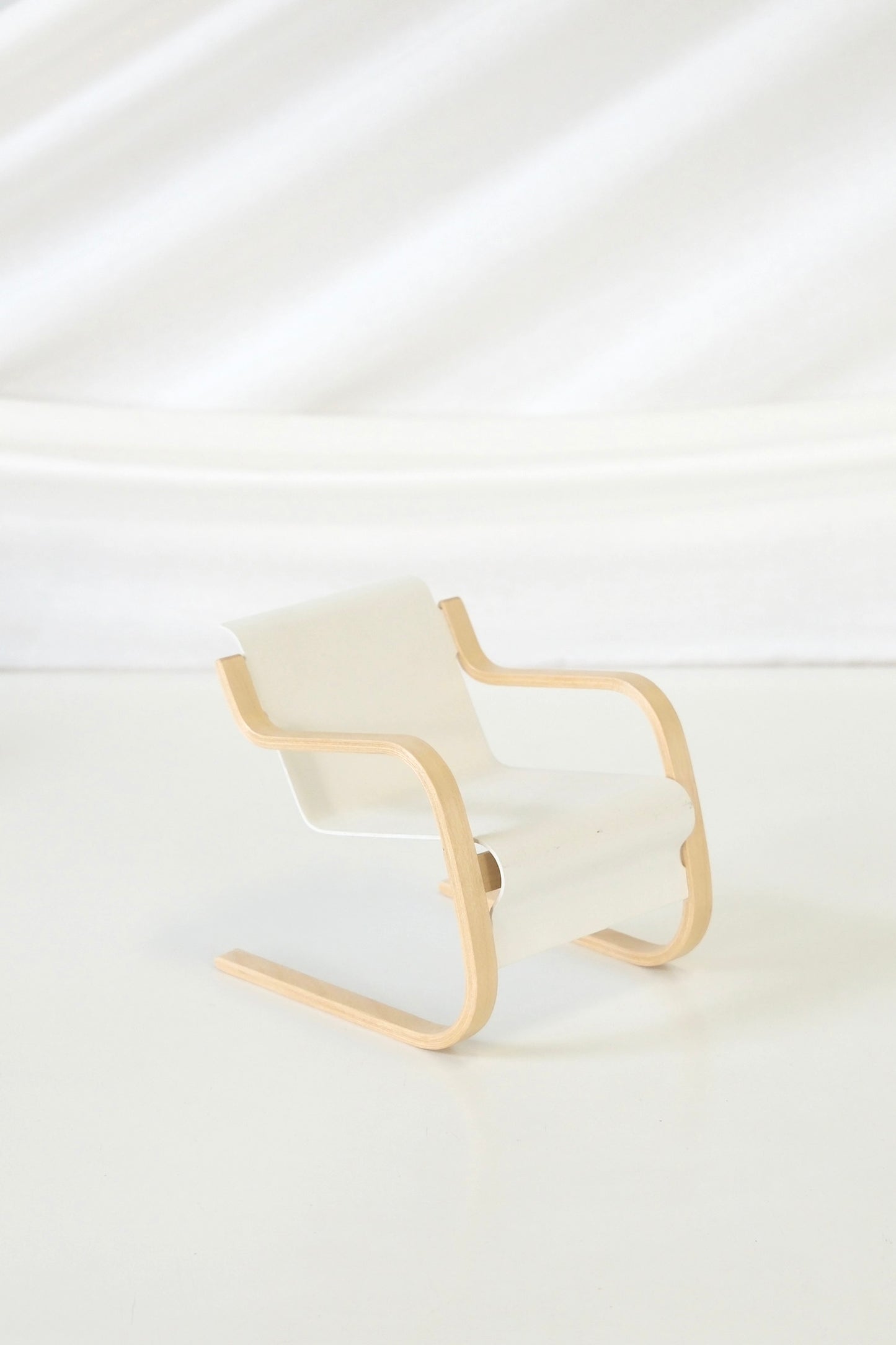 Artek – Alvar Aalto 100주년 기념 소형 Paimio 의자, 흰색(1:5)
