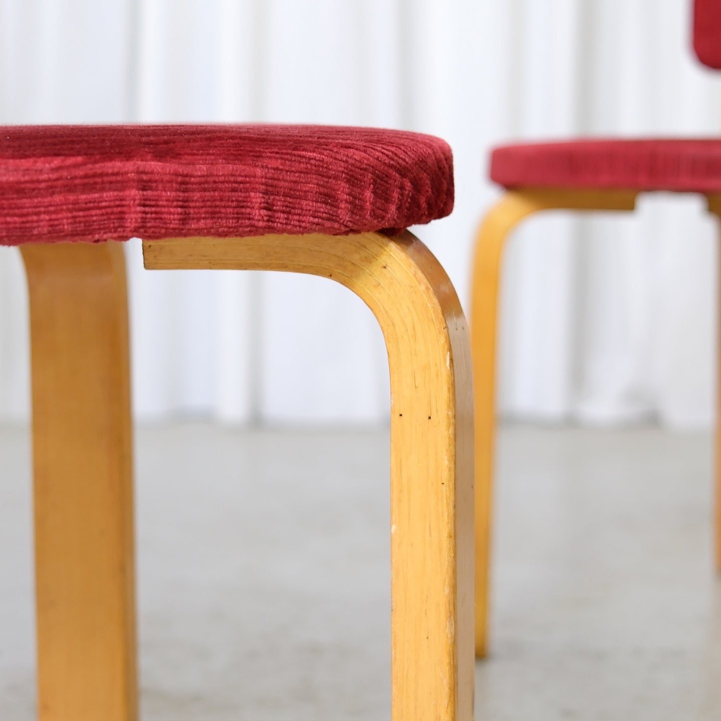 Alvar Aalto Chair 62 for Artek, Red Upholstery