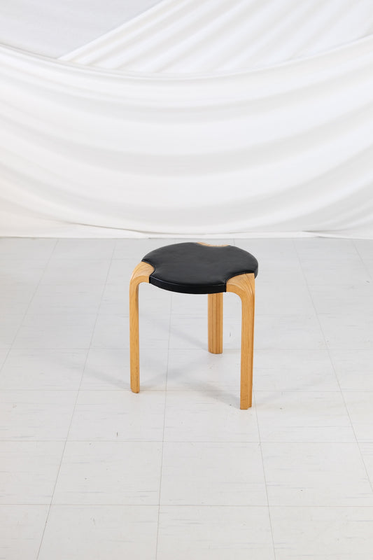 Artek Alvar Aalto Fan leg stool X600