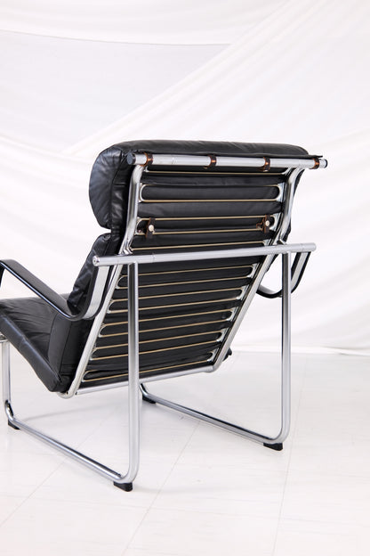 Yrjö Kukkapuro Remmi Armchair