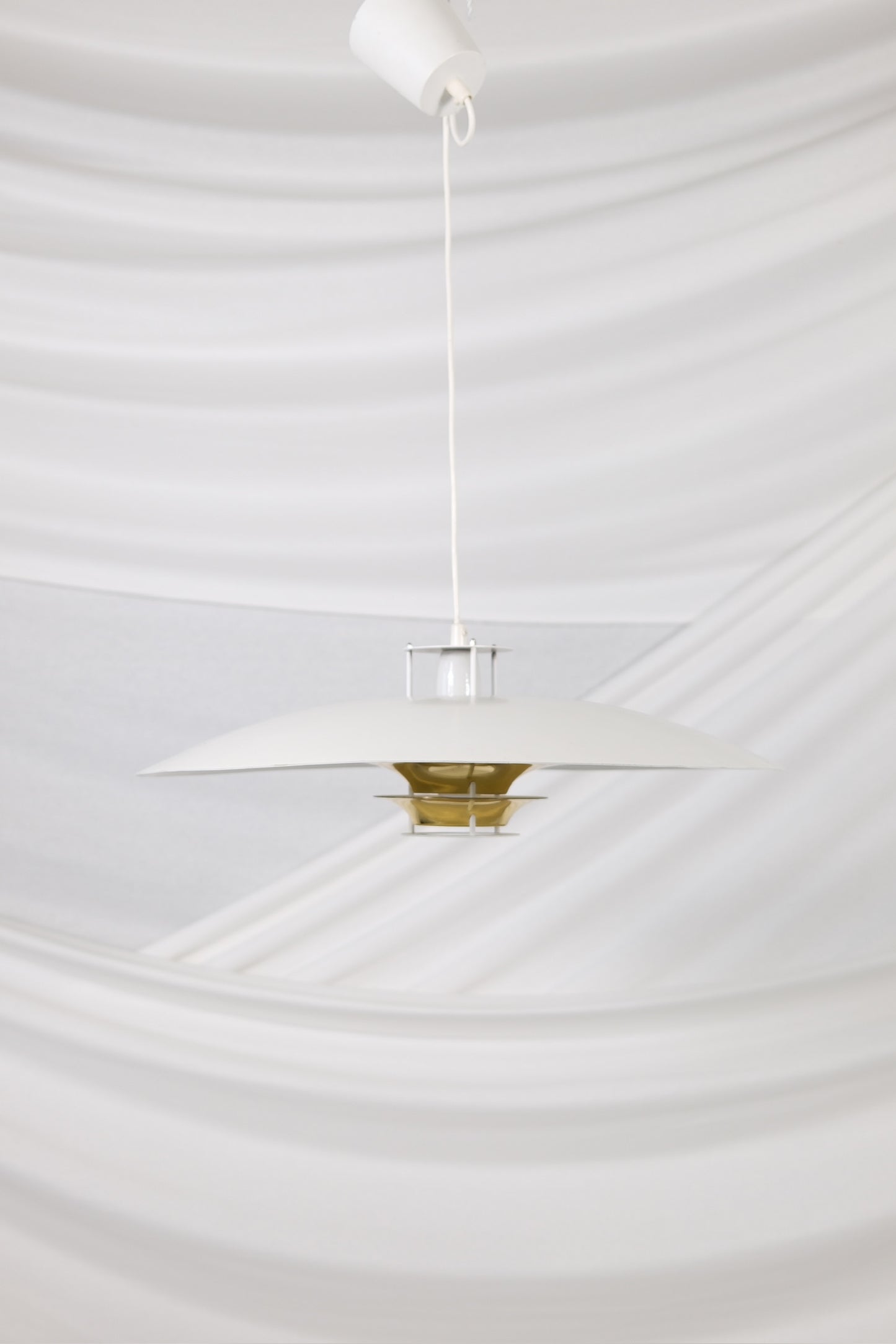 Valaisinpaja, Juha Leiviskä 341 Ceiling Lamp Brass Accents