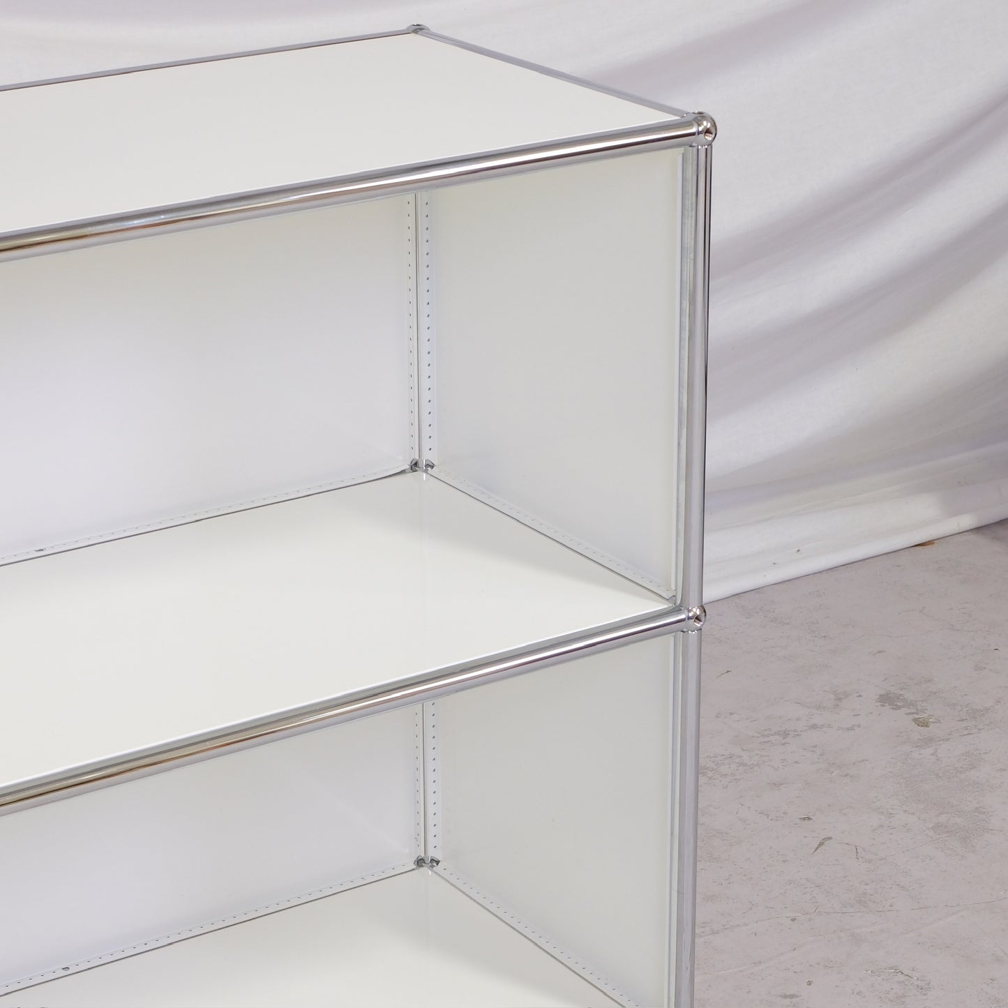 USM Haller Open Shelf Unit – White