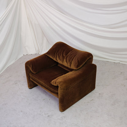 Vico Magistretti Maralunga Armchair for Cassina - Brown Wool Velvet