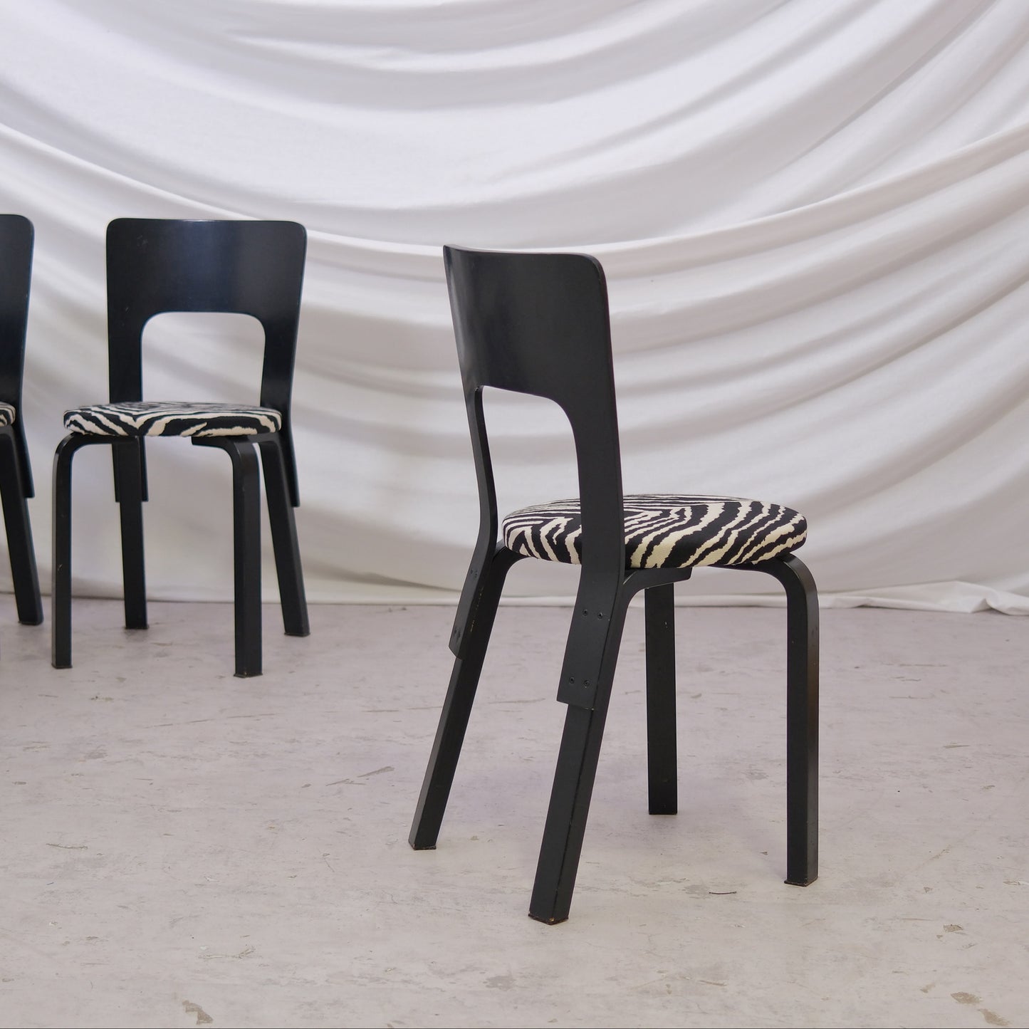 Alvar Aalto Chair 66 in Black with Zebra Upholstery (6 pieces)