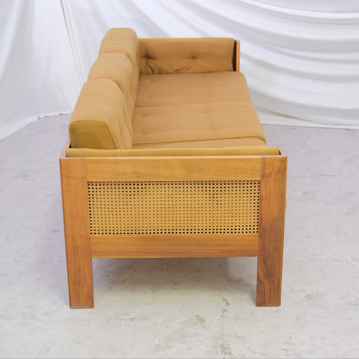 Neliö Sofa for Huonekaluliike Mikko Nupponen by Evaliisa Vasko, 1960s