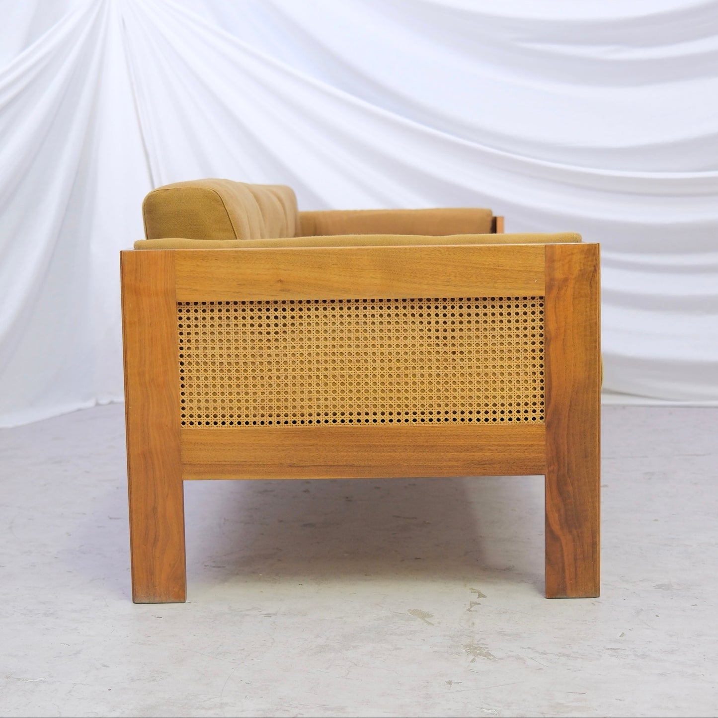 Neliö Sofa for Huonekaluliike Mikko Nupponen by Evaliisa Vasko, 1960s