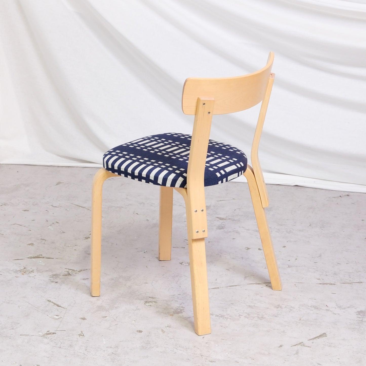 Alvar Aalto Chair 69 Set with Johanna Gullichsen Upholstery
