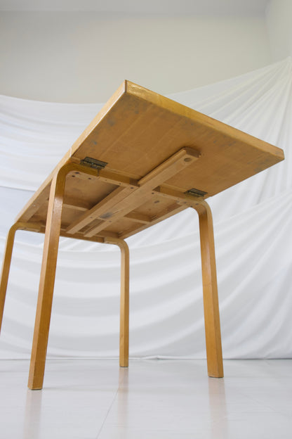 Artek DL82 드롭리프 테이블 세트 OY HUONEKALU- JA RAKENNUSTYTEHDAS AB, 1950/1960년대