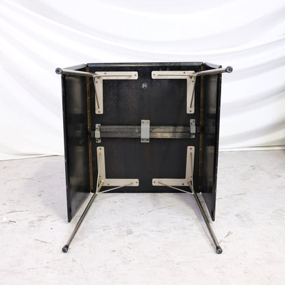 Fritz Hansen Model 3601 Drop Leaf Table - 1950s