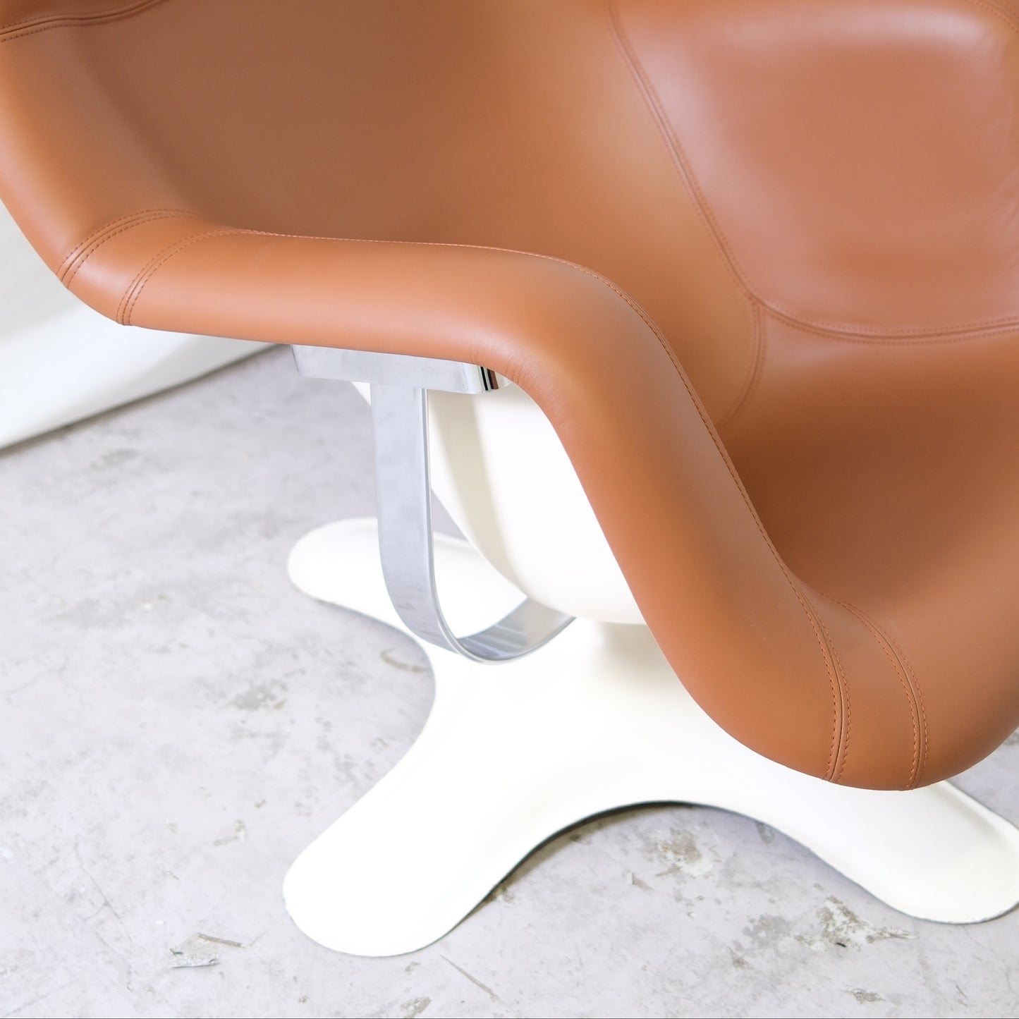 Yrjö Kukkapuro Karuselli Chair with Ottoman by Haimi