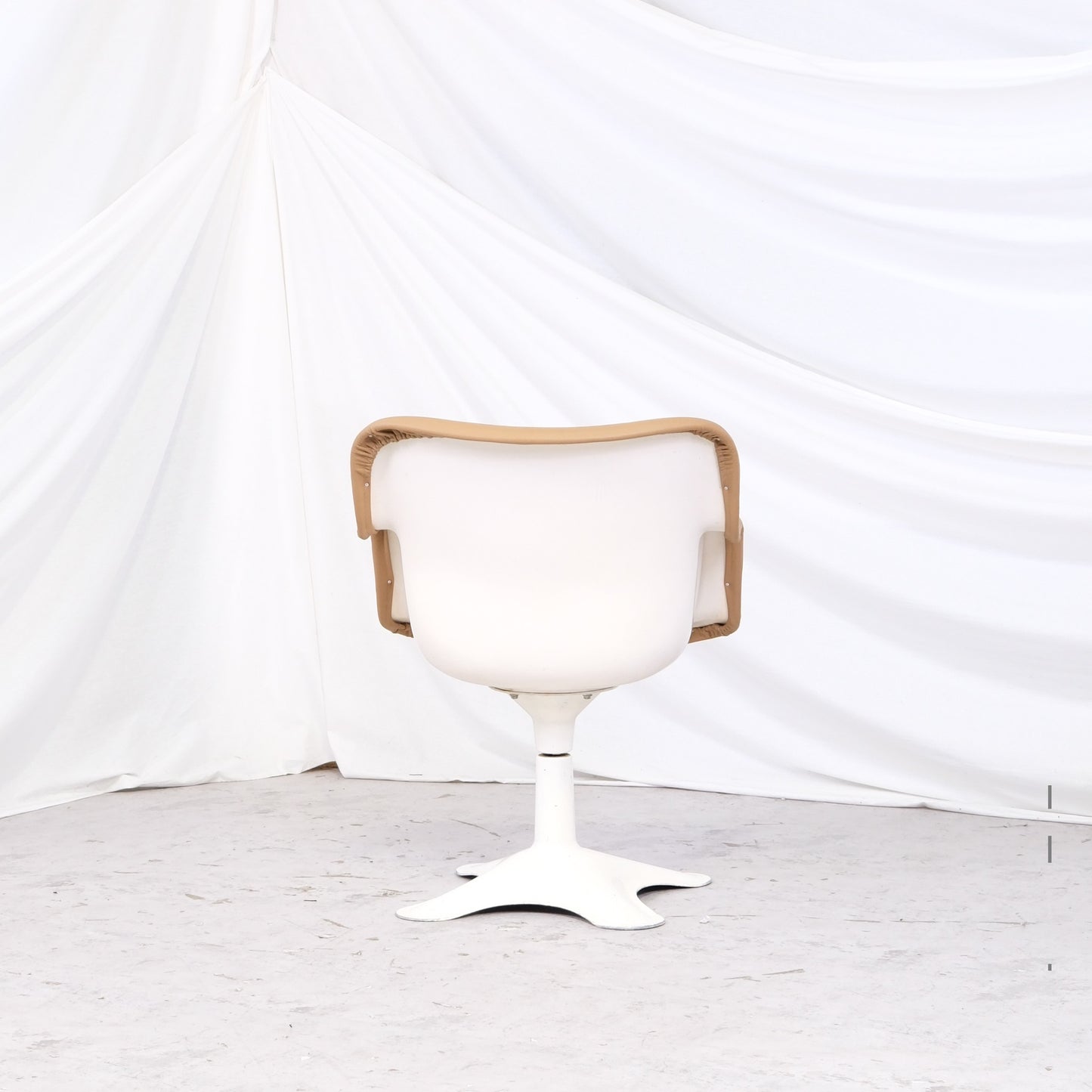 Yrjö Kukkapuro 416 Junior Chair for Haimi in Beige Leather
