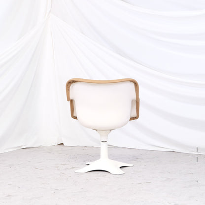 Yrjö Kukkapuro 416 Junior Chair for Haimi in Beige Leather
