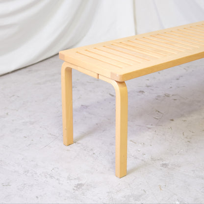 Alvar Aalto Bench 153A in Birch by Artek