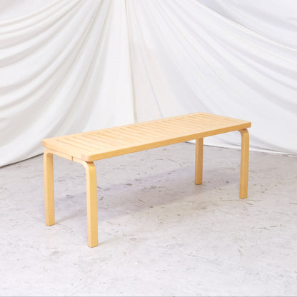 Alvar Aalto Bench 153A in Birch by Artek