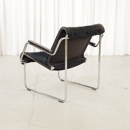 Yrjö Kukkapuro Pressu lounge chair – Rear angled view