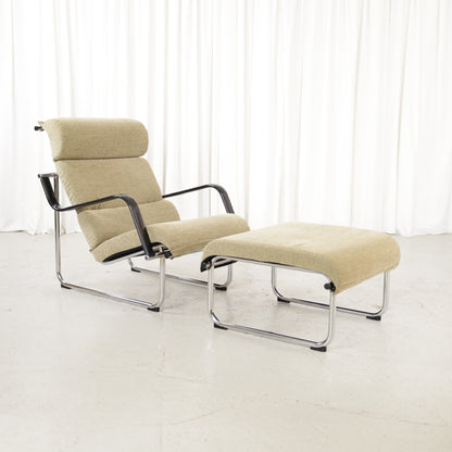 Yrjö Kukkapuro Remmi lounge chair and matching green fabric ottoman