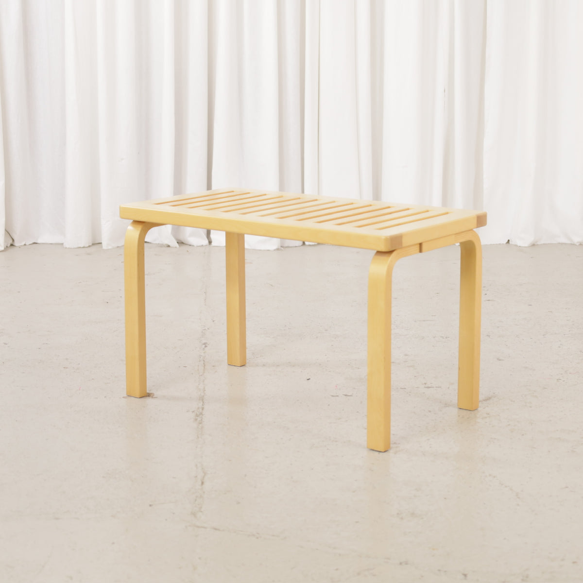 Alvar Aalto Artek 153B birch bench – Opposite front angled view