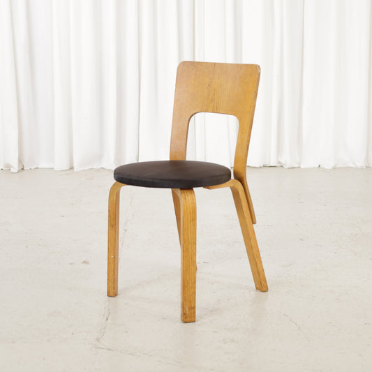 Early ash Chair 66, front angled view