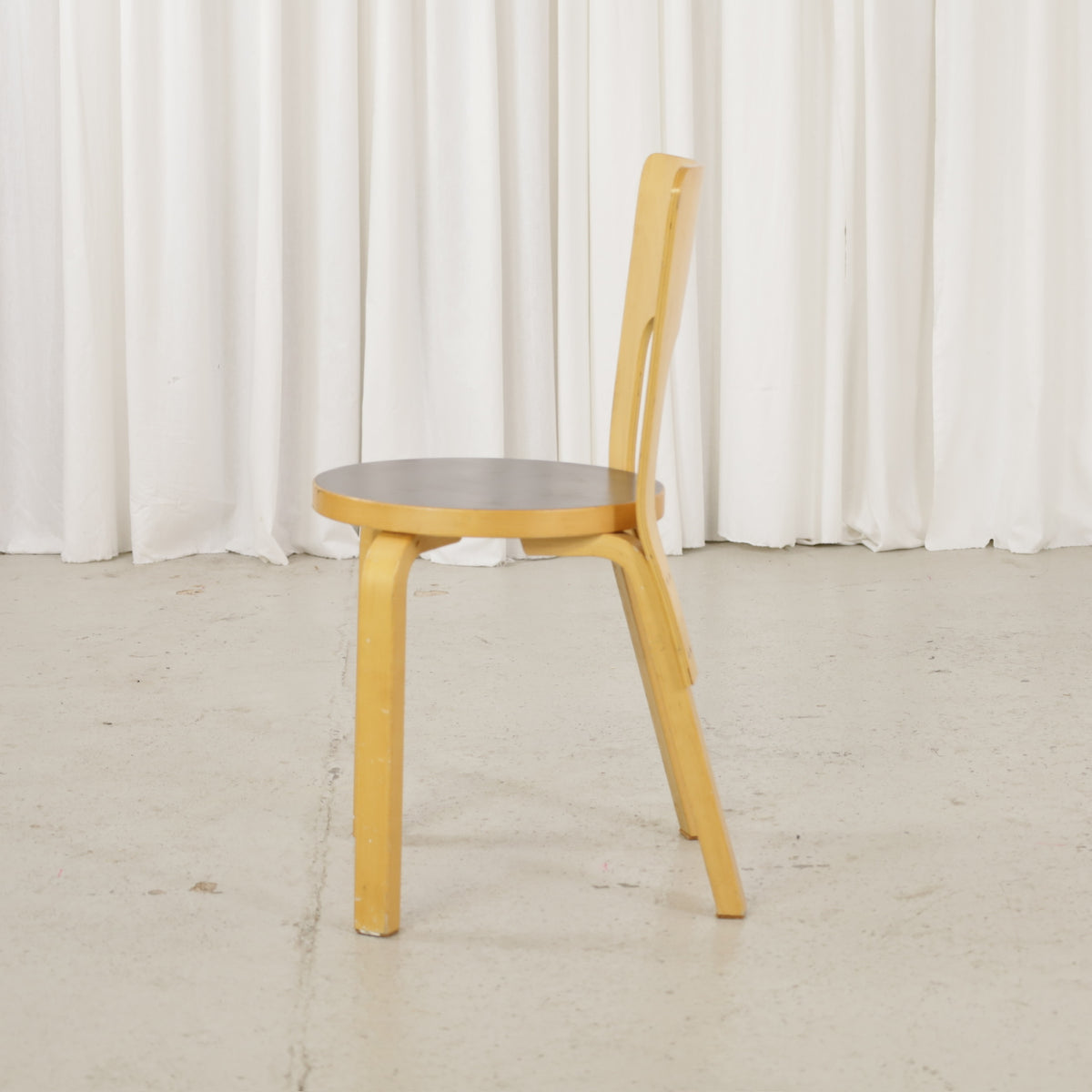 Artek Chair 66, side view