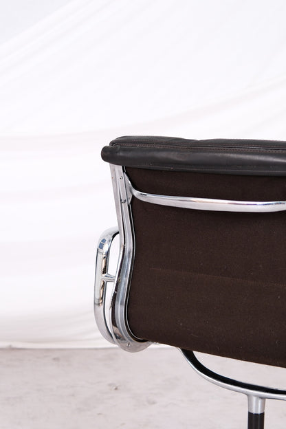 Charles & Ray Eames EA208 Soft Pad Chair for Herman Miller