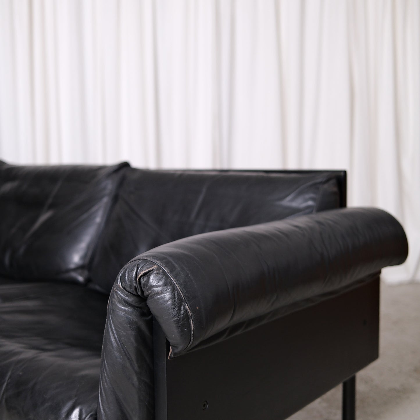 Yrjö Kukkapuro Ateljee Sofa in Black Leather