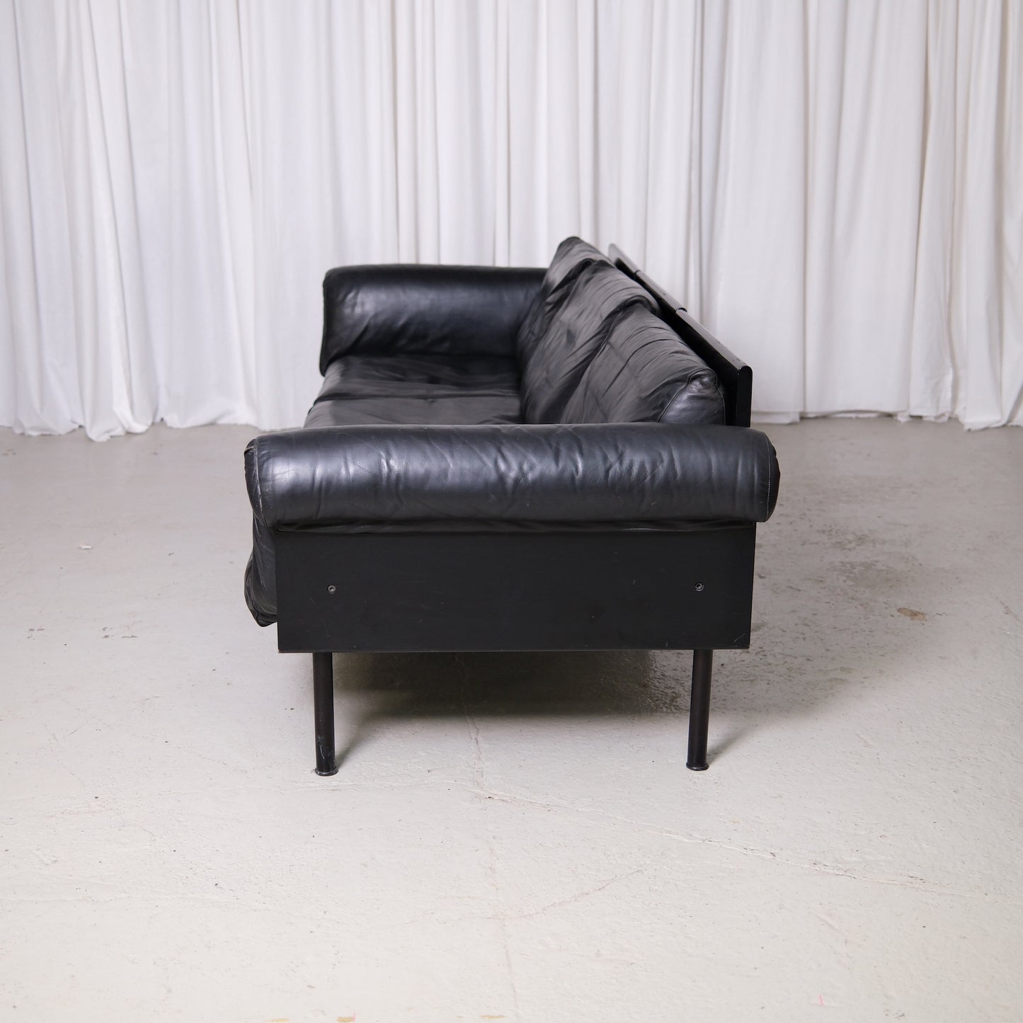 Yrjö Kukkapuro Ateljee Sofa in Black Leather