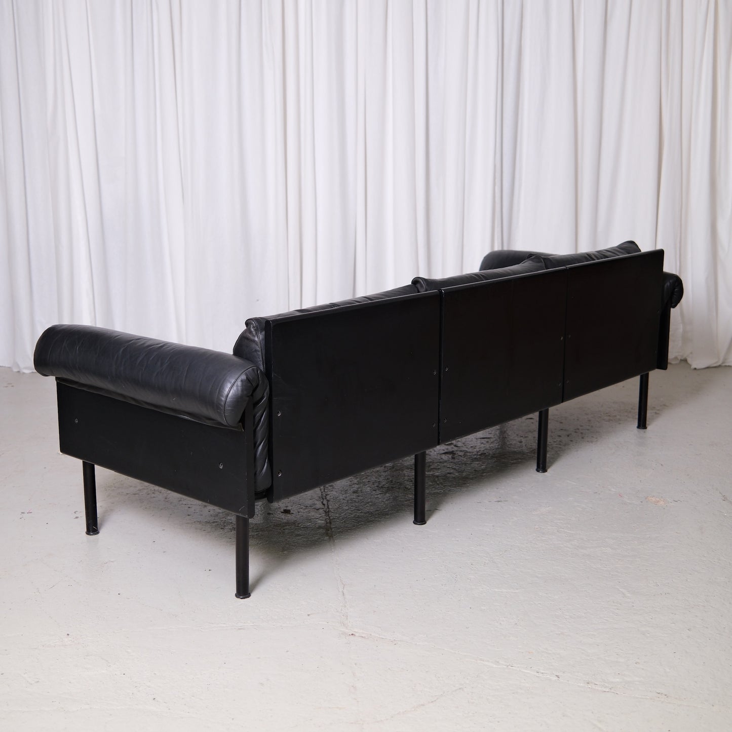 Yrjö Kukkapuro Ateljee Sofa in Black Leather