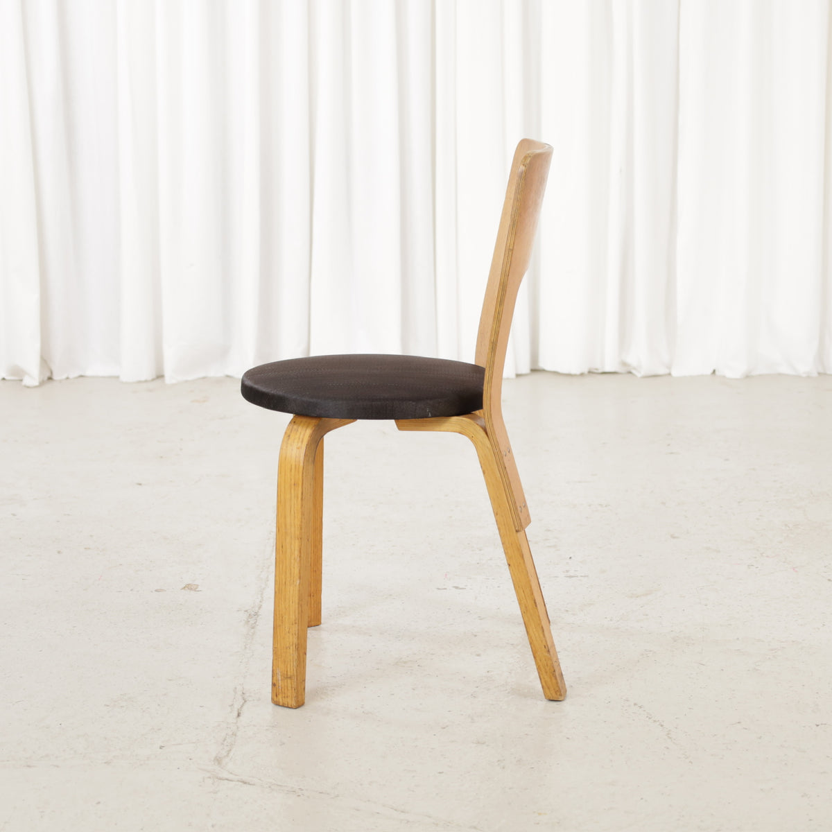 Ash Chair 66, opposite side view